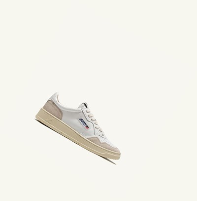 Men's Autry Medalist Low Trainers White | 286349VSD