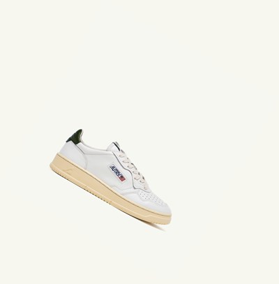 Men's Autry Medalist Low Trainers White Green | 940765MWS