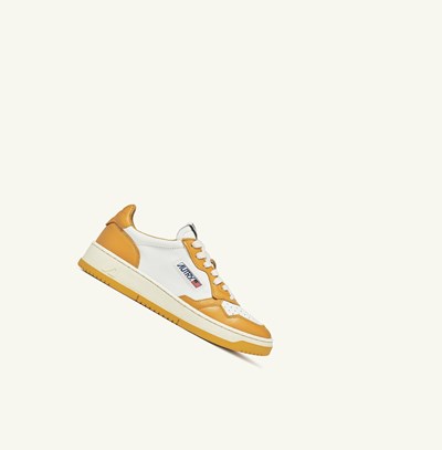 Men's Autry Medalist Low Trainers White Yellow | 964387EPY