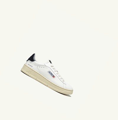 Women's Autry Dallas Low Trainers White Blue | 527084LKT