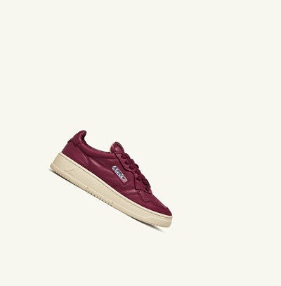 Women's Autry Medalist Low Trainers Burgundy | 807539DGX