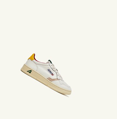 Women's Autry Medalist Low Trainers Multicolor | 462759TRZ