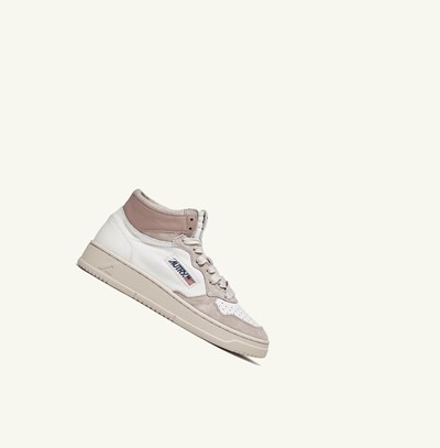 Women's Autry Medalist Mid Trainers White Pink | 734280GEU