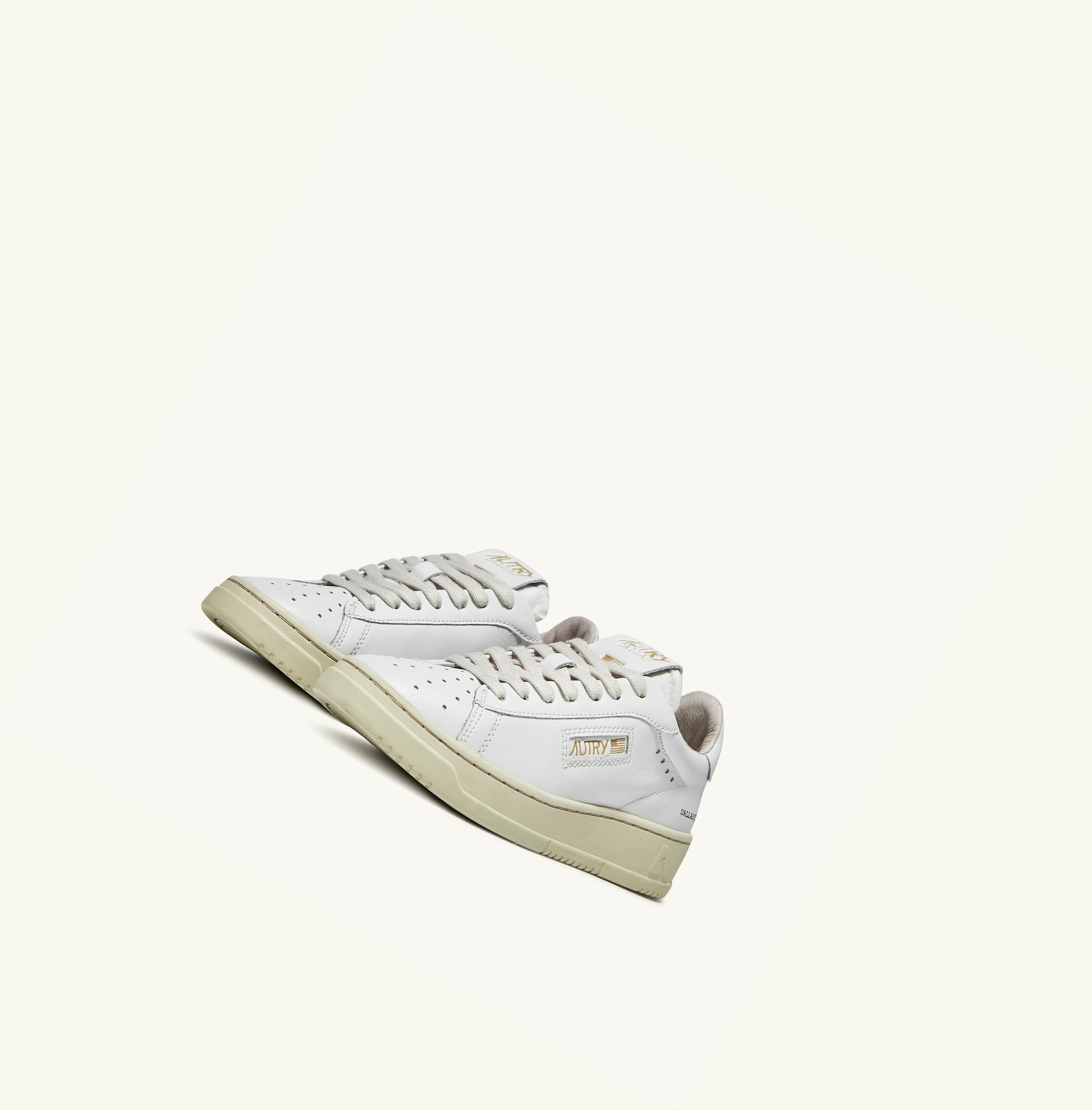 Men's Autry Dallas Low Trainers White | 897406HRG