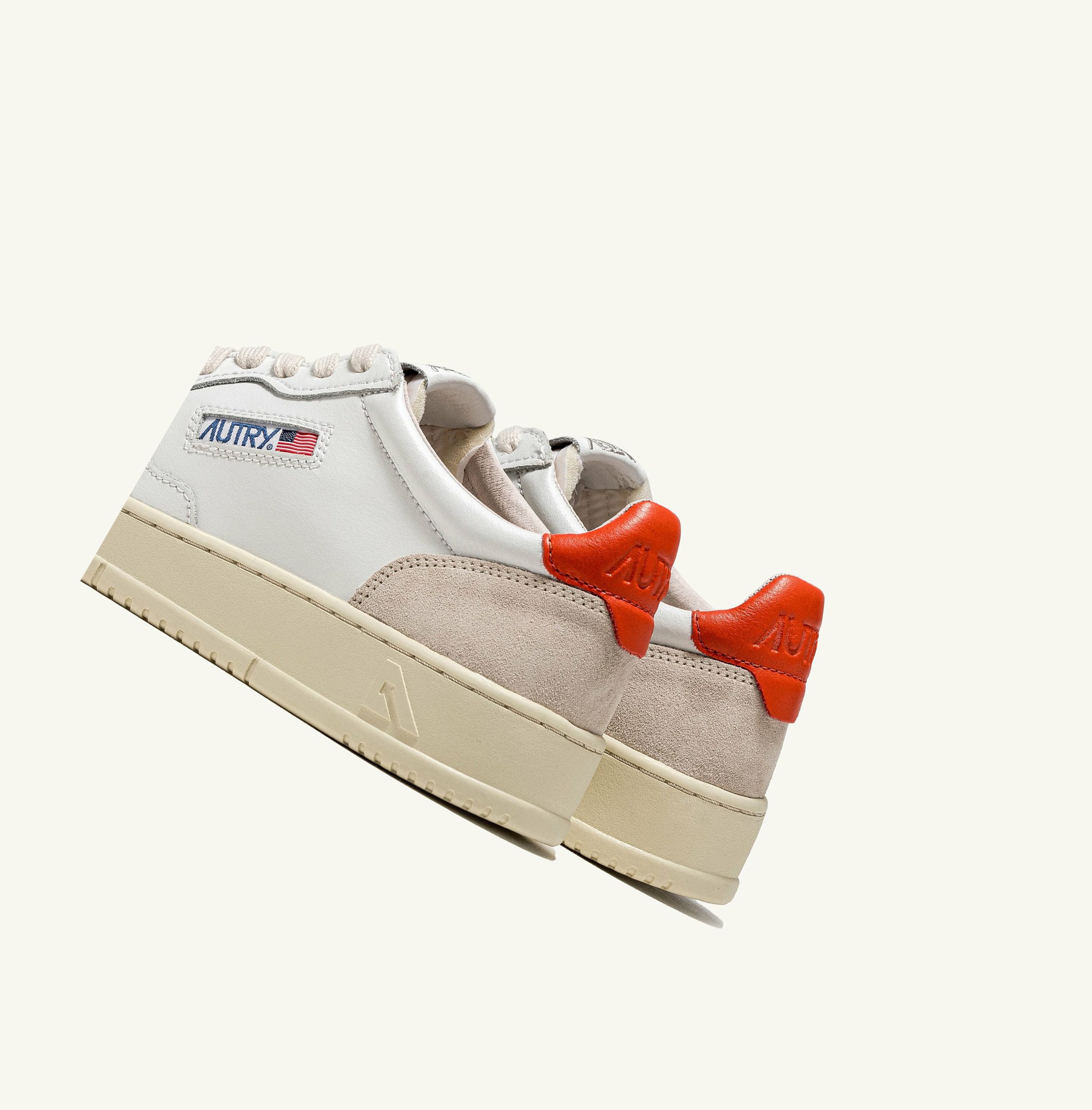 Men's Autry Medalist Low Trainers White Orange | 507964IOP