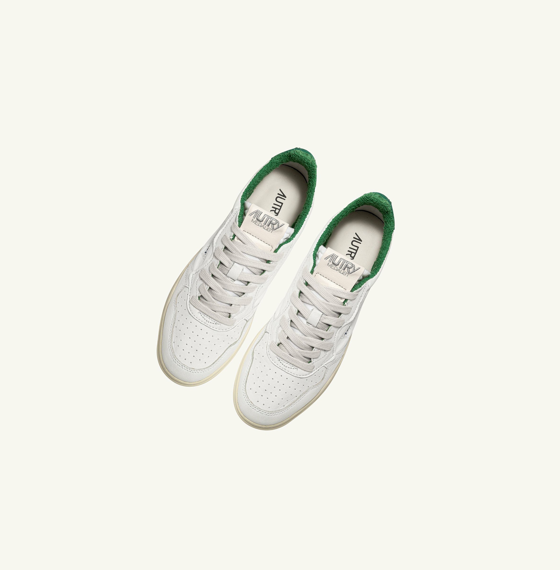 Men's Autry Medalist Low Trainers White Green | 640357MFR