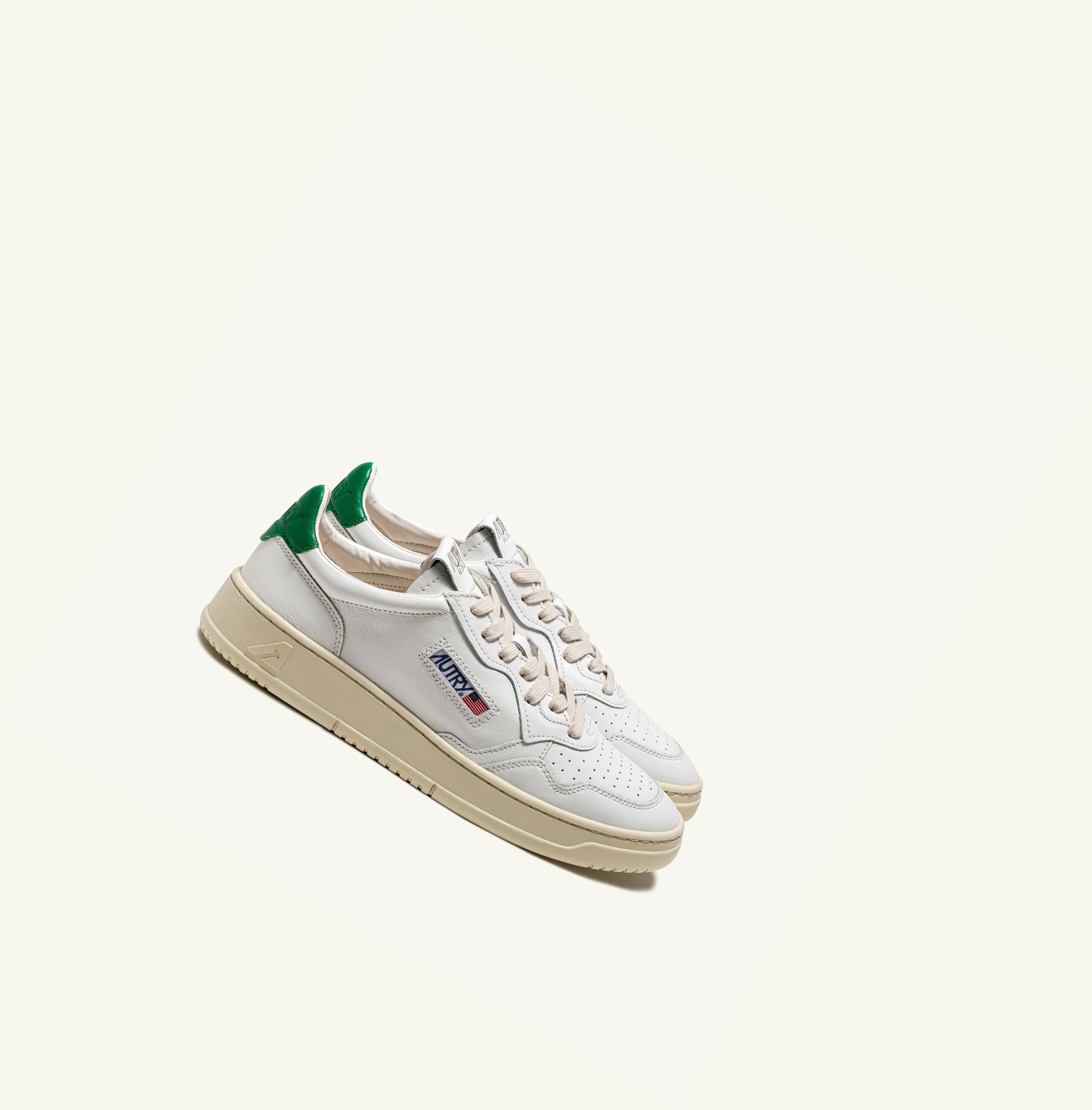 Men's Autry Medalist Low Trainers White Green | 923756NZS