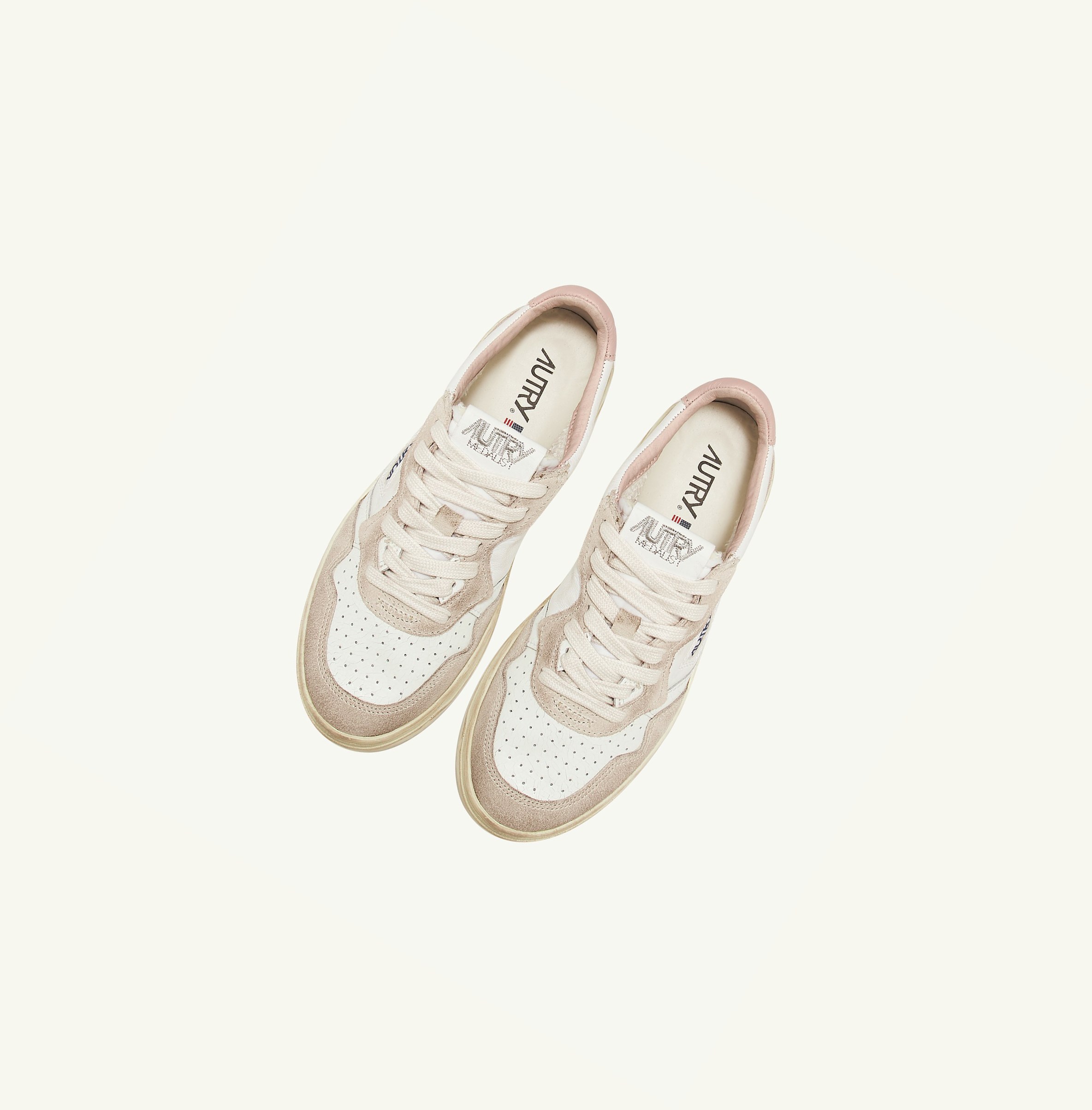 Women's Autry Medalist Low Trainers Beige | 170284UGW