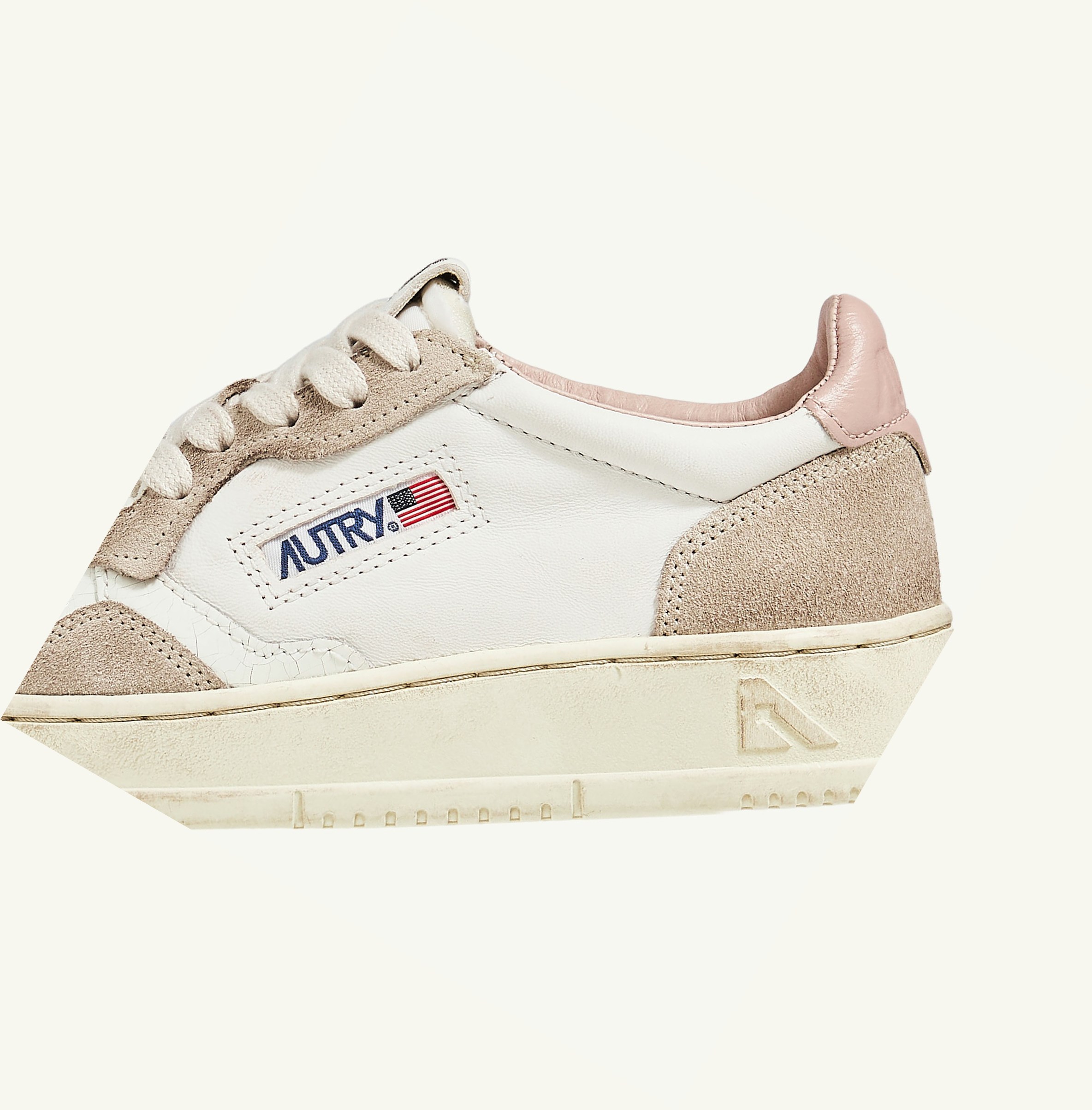 Women's Autry Medalist Low Trainers Beige | 170284UGW