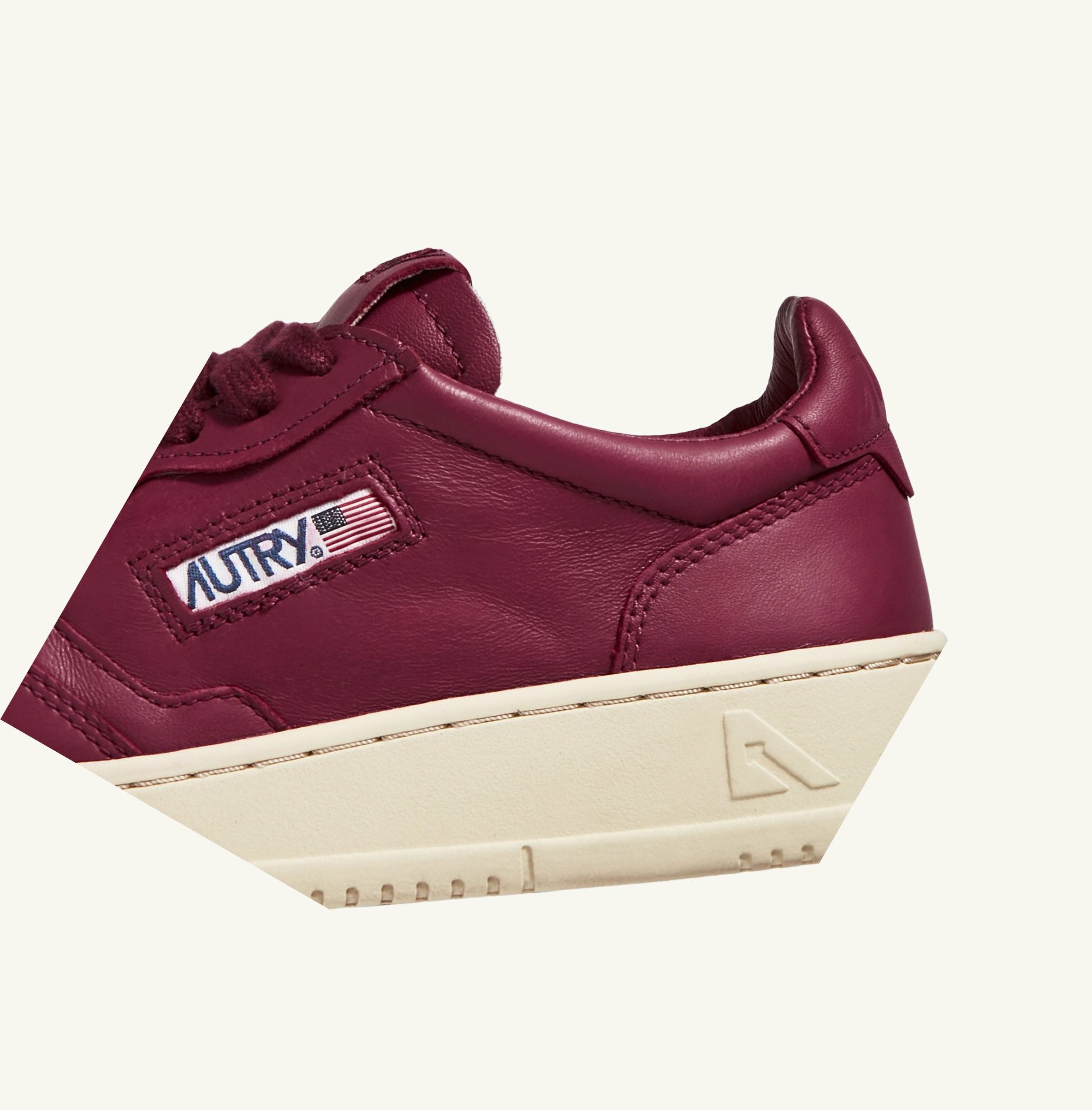 Women's Autry Medalist Low Trainers Burgundy | 807539DGX