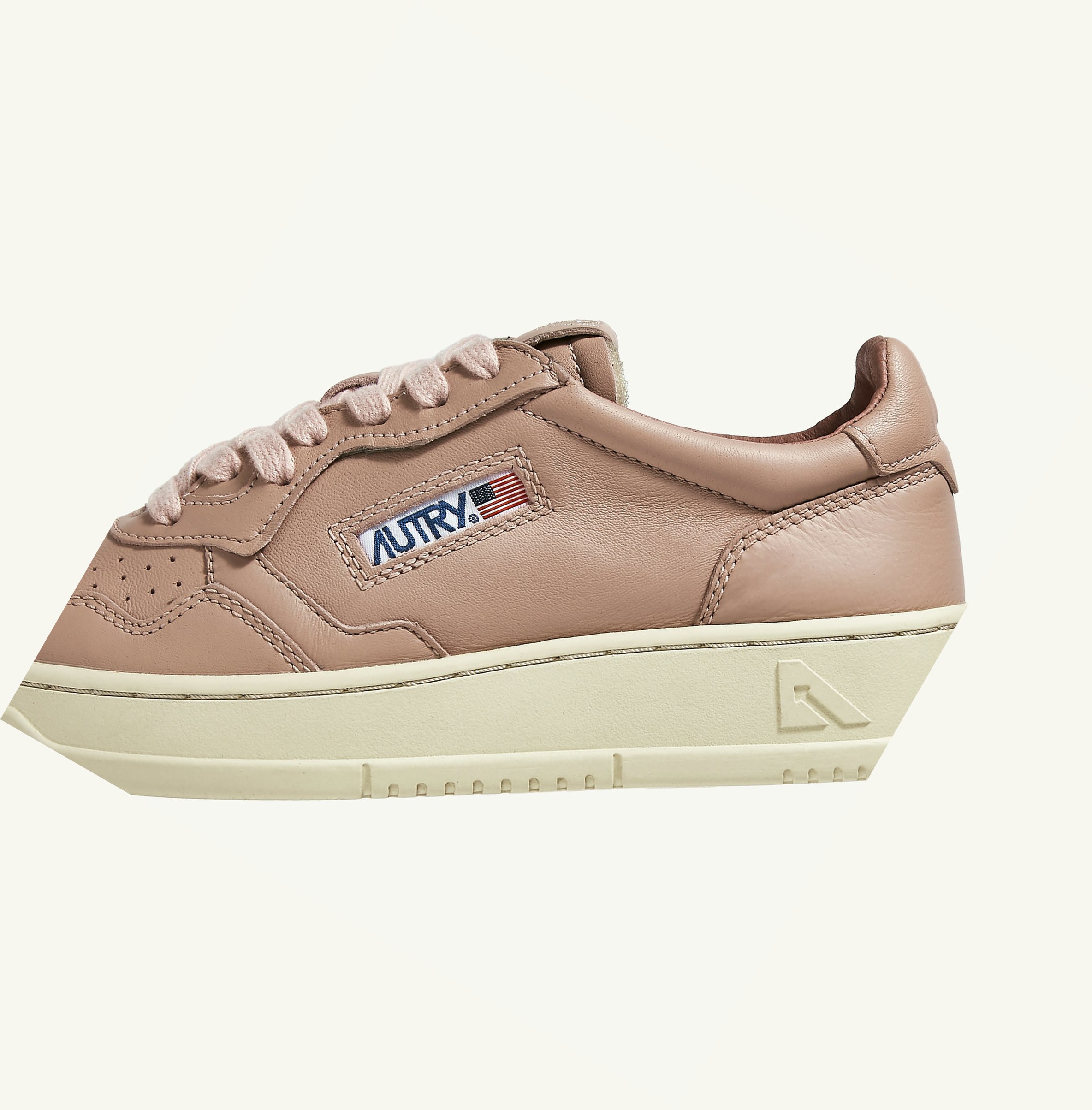 Women's Autry Medalist Low Trainers Pink | 201539OHB