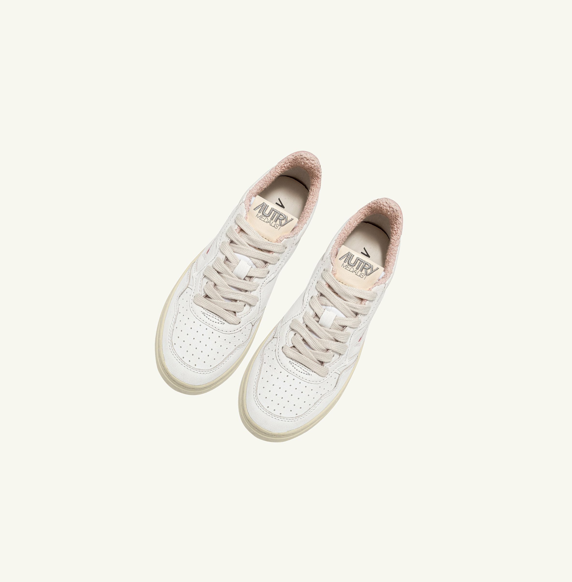 Women's Autry Medalist Low Trainers White Pink | 204683JZS