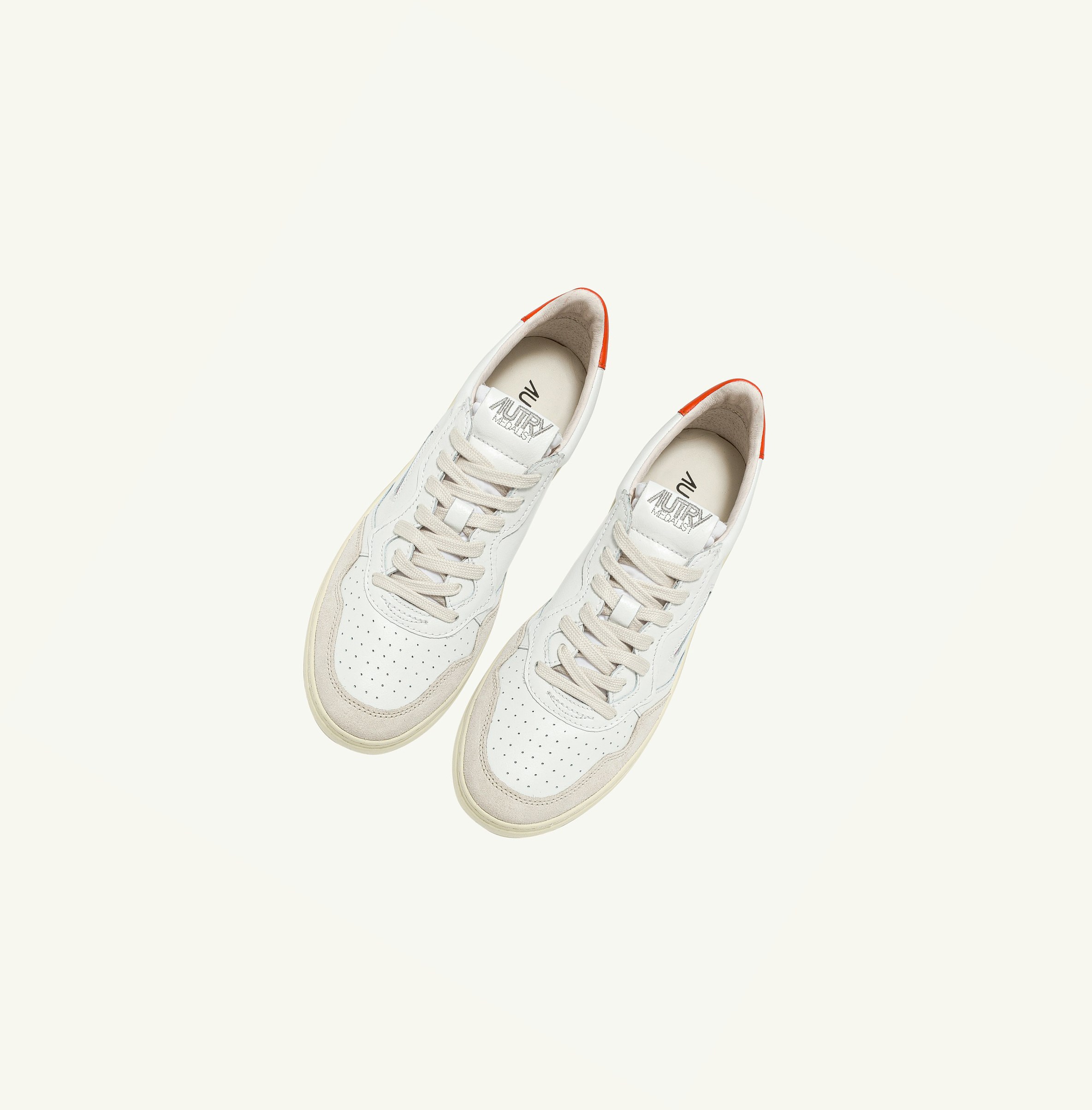 Women's Autry Medalist Low Trainers White Orange | 635872AFQ