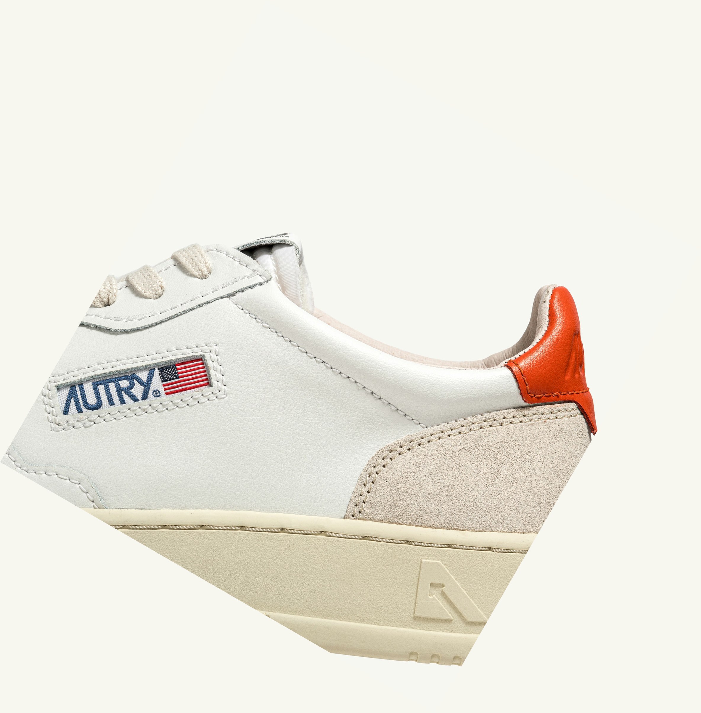 Women's Autry Medalist Low Trainers White Orange | 635872AFQ