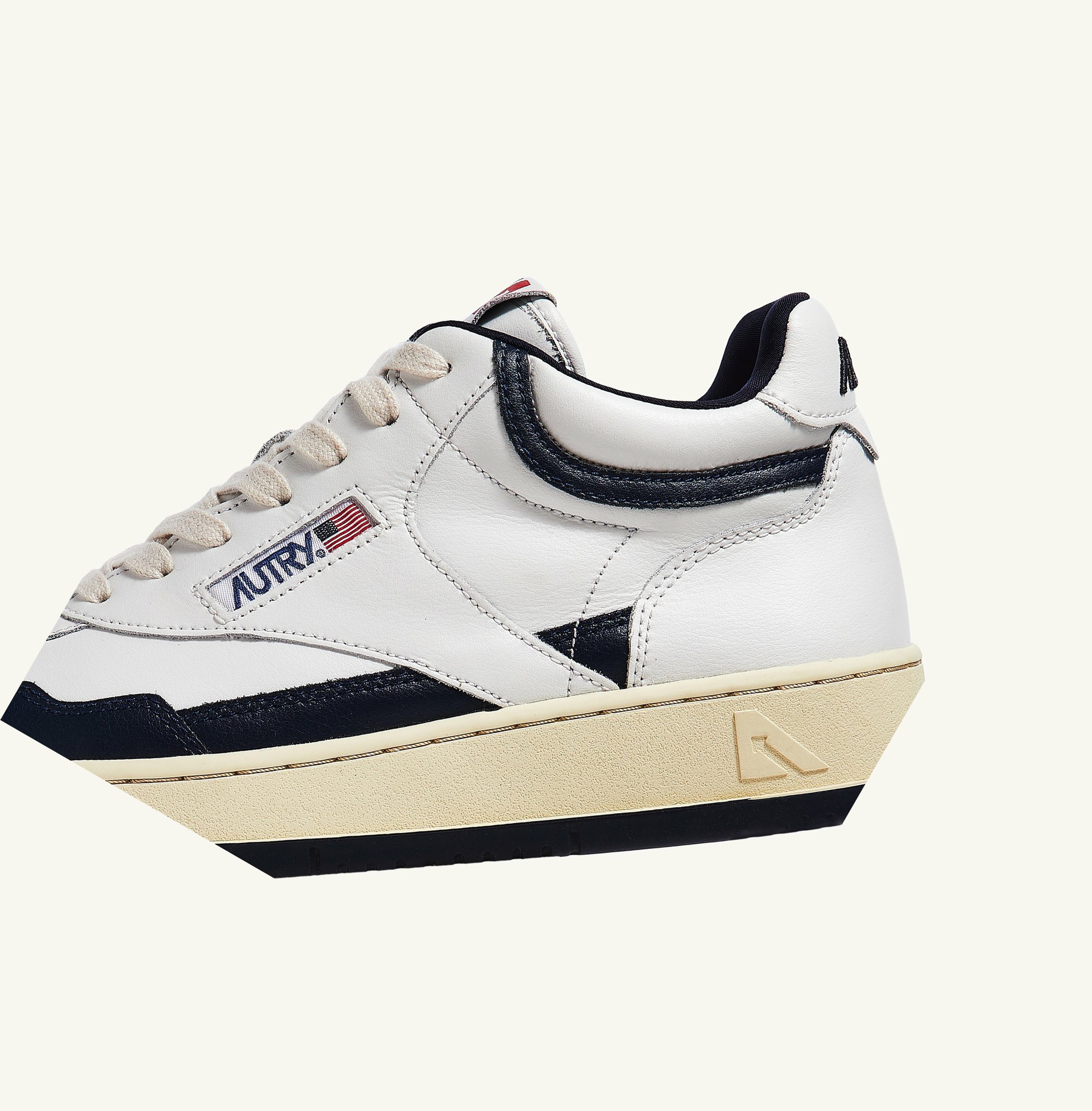 Women's Autry Open Mid Trainers White / Navy | 968031RKW